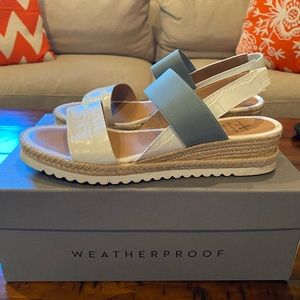 Aquatalia slingback espadrille sandals